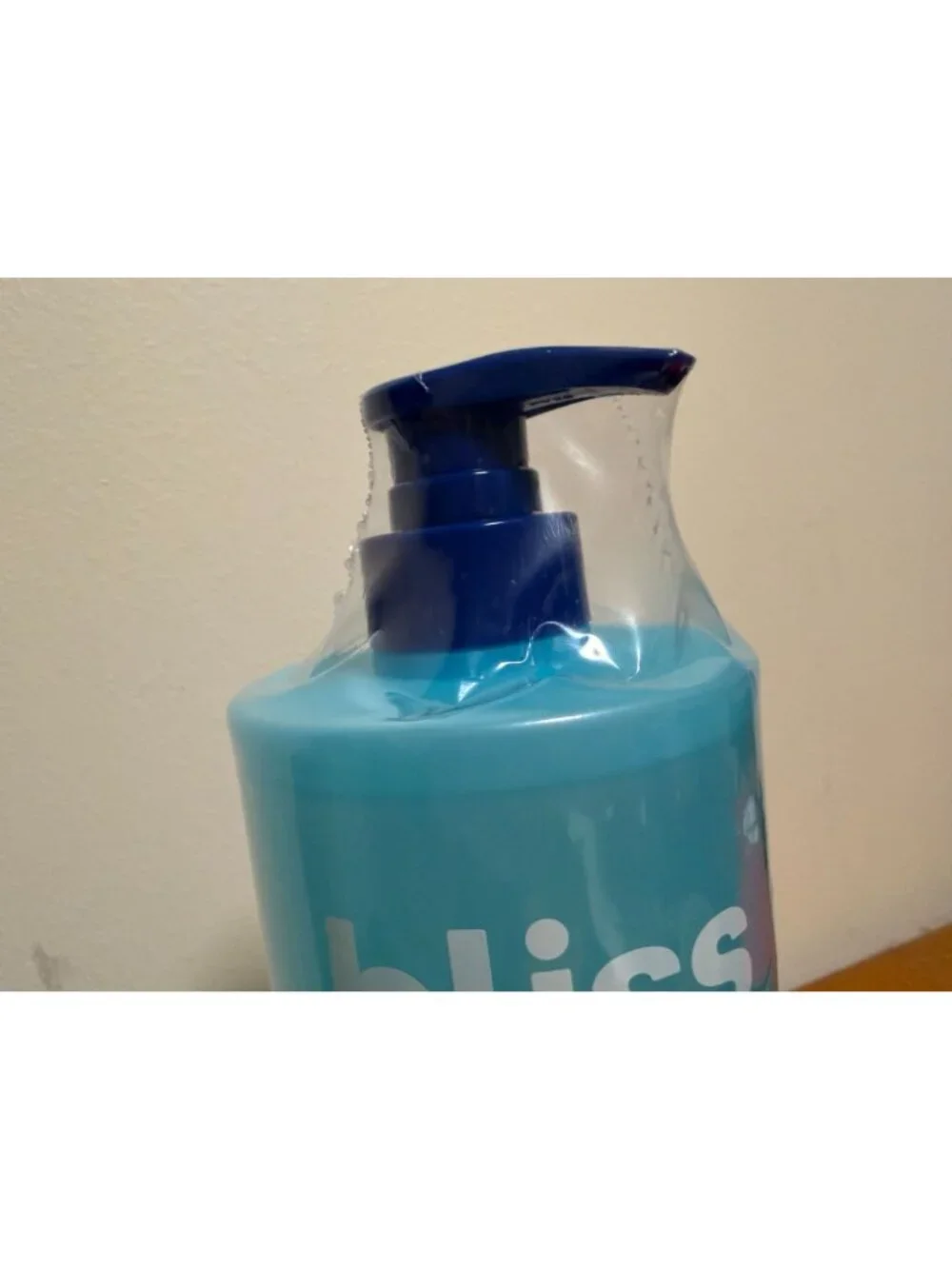BLISS Pet 2 in 1 Hypoallergenic Shampoo & Condition HUGE 33.8 Lot of 2 New Seale